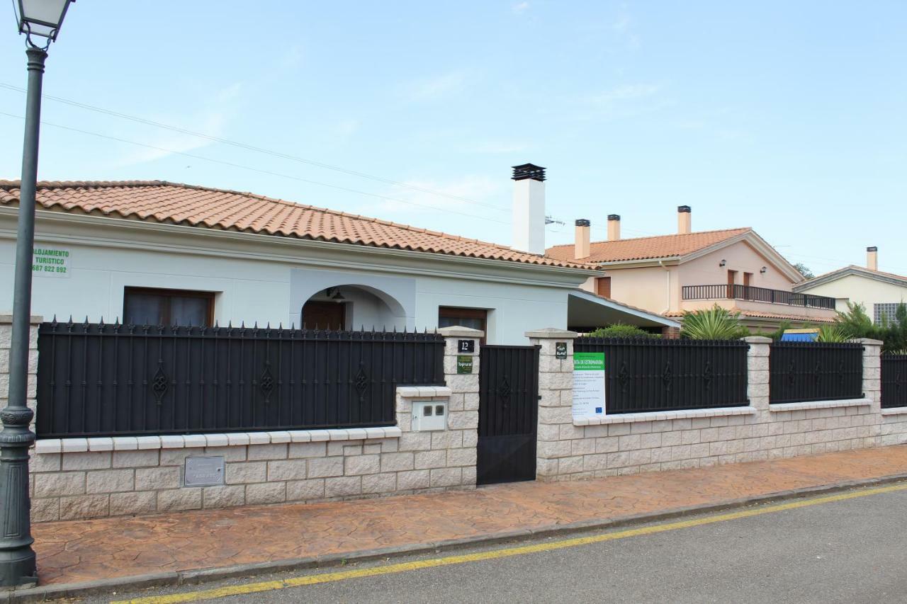Villa Sierra De Gata Santibanez el Alto 外观 照片