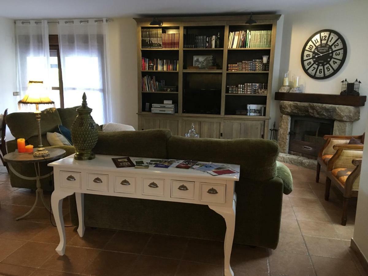 Villa Sierra De Gata Santibanez el Alto 外观 照片